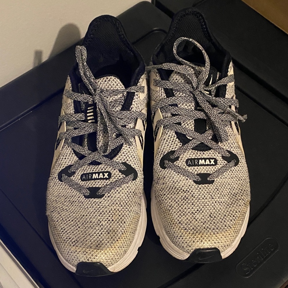 Nike Air Max Kids Sneakers - Black and Gray